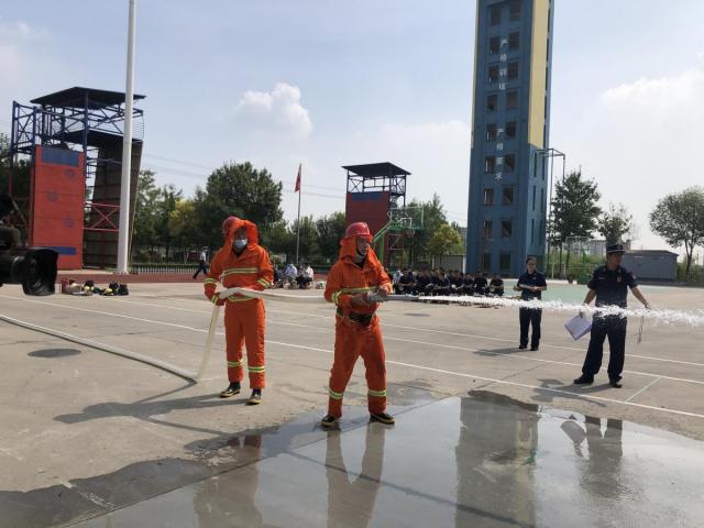 300余家微型消防站守护静海！一场比武，这支救援“轻骑兵”火力全开
