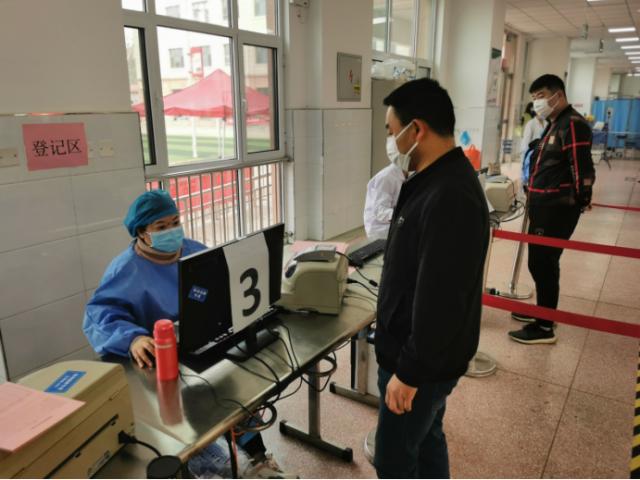 新冠疫苗加强针来了，大家一起苗苗苗吧