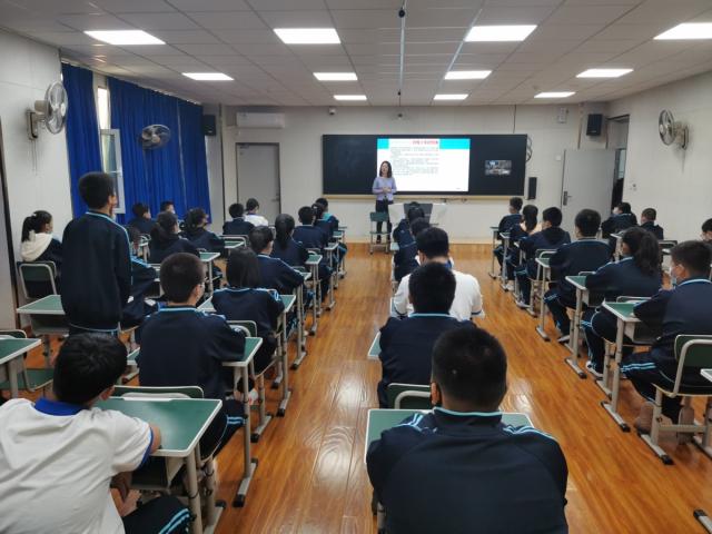 跟着“团团”进校园：以网络安全科普教育为“盾”对不良网络文化说“不”