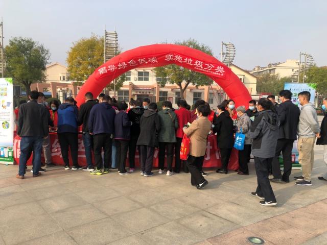 创文创卫进行时｜多肉在手，见“圾”行事！这样的垃圾分类活动有“名”更有“实”