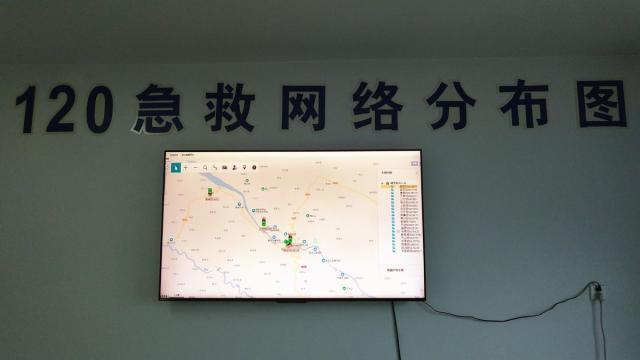 静海融媒记者在镇原丨22辆救护车打开上千人“生命通道”，“山海”情深这样续写……