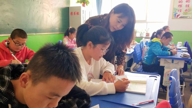 静海融媒记者在镇原丨援甘教师董学娜：一腔热血 搭建东西部教育“帮扶桥”