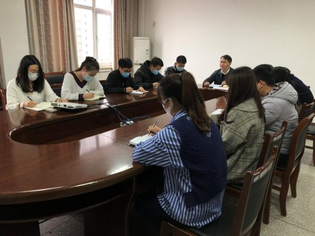 贯彻党代会和“两会”精神丨监管与服务并重 打好蓝天、碧水、净土保卫战