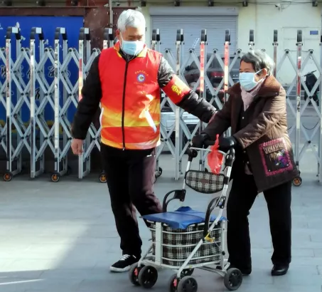人民教师人民爱！他们用爱与坚守彰显榜样力量