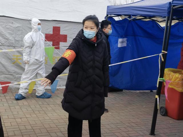 青年齐上阵 无私战“疫”线