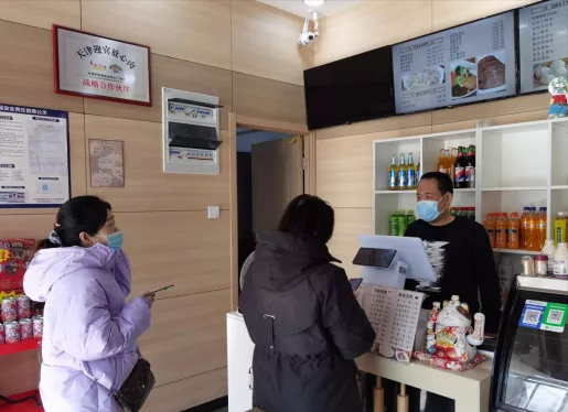 小餐饮华丽变身“上档次”“头回客”纷纷变成“回头客”