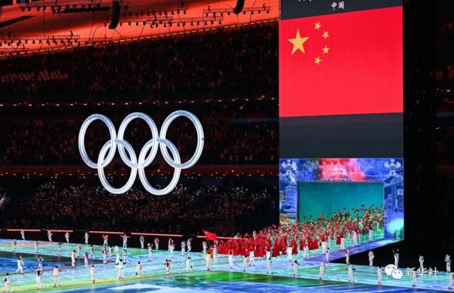 中国代表团入场！燃！