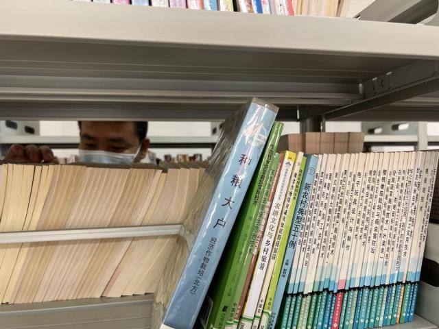 走，取经去！农家书屋里藏着“农耕经”