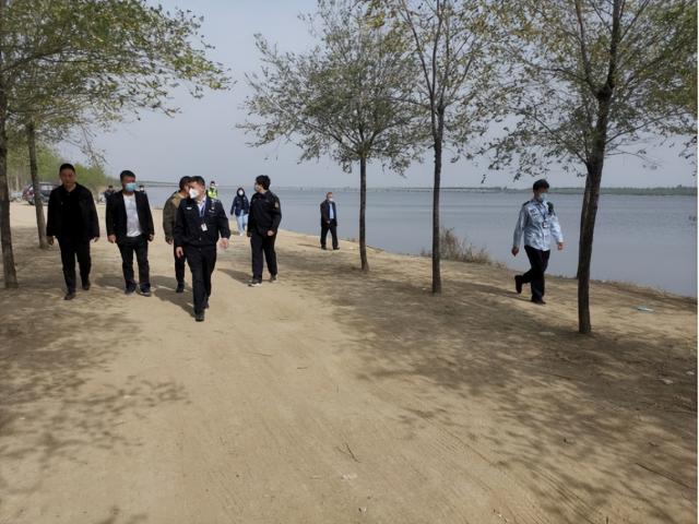 为了水更清、岸更绿、景更美，他们没少操心