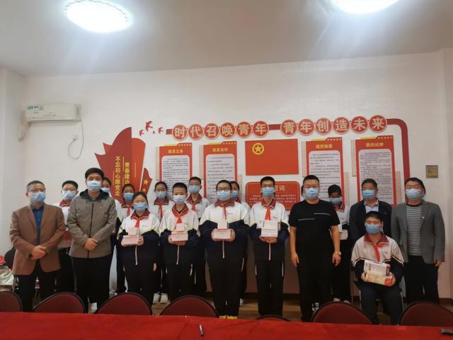 奋进新征程 建功新时代丨奋斗的年纪 切勿“躺平”