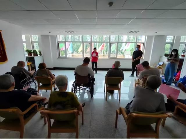 奋进新征程 建功新时代丨天上掉馅饼，地上有陷阱，您得记着躲