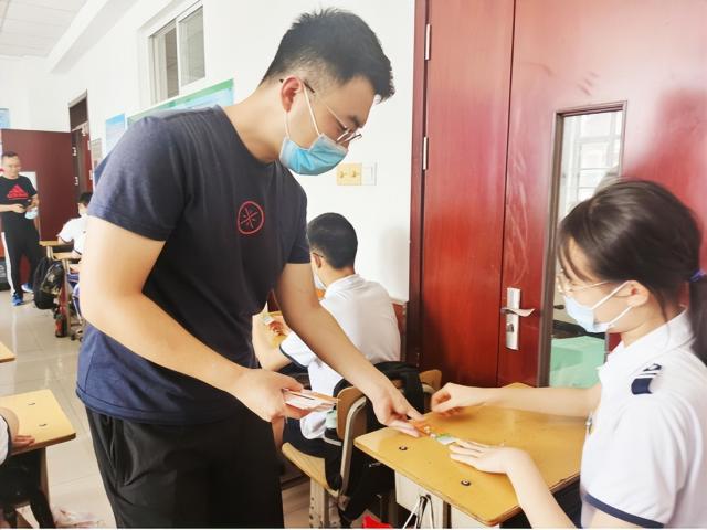 送你一枚“绿书签”！“扫黄打非·护苗”行动守护成长之路