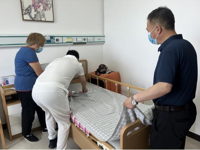 奋进新征程 建功新时代丨伏天里，静海这个养老院接连收到“夏日暖心礼包”……