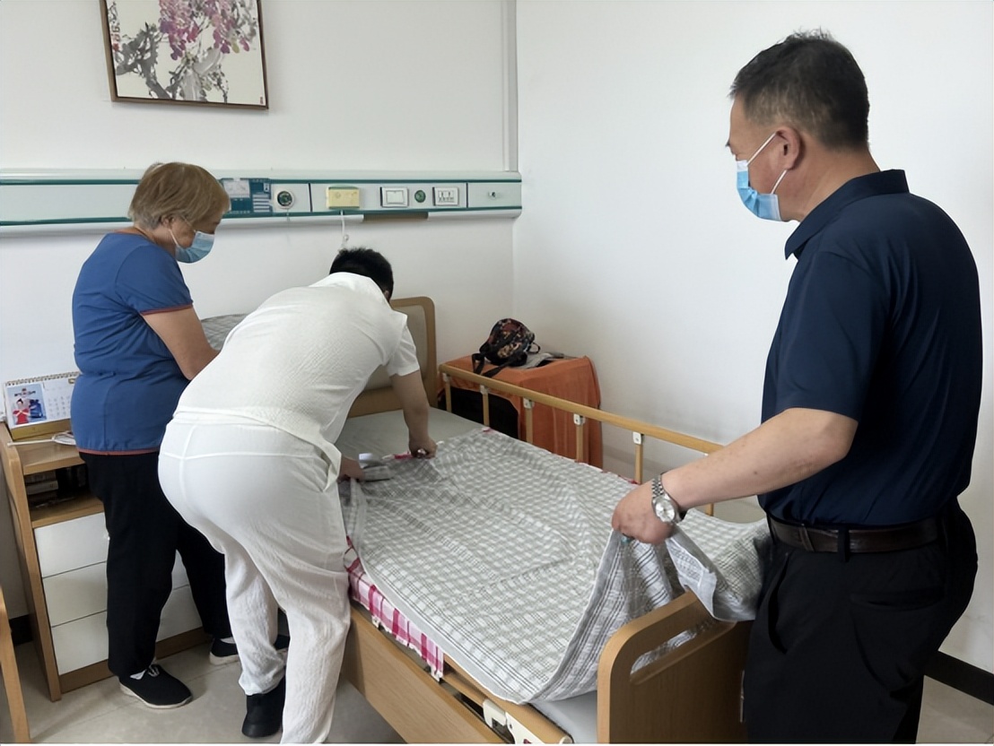 奋进新征程 建功新时代丨伏天里，静海这个养老院接连收到“夏日暖心礼包”……