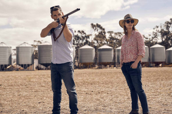 当探案电影变得平缓——评《小镇缉凶》