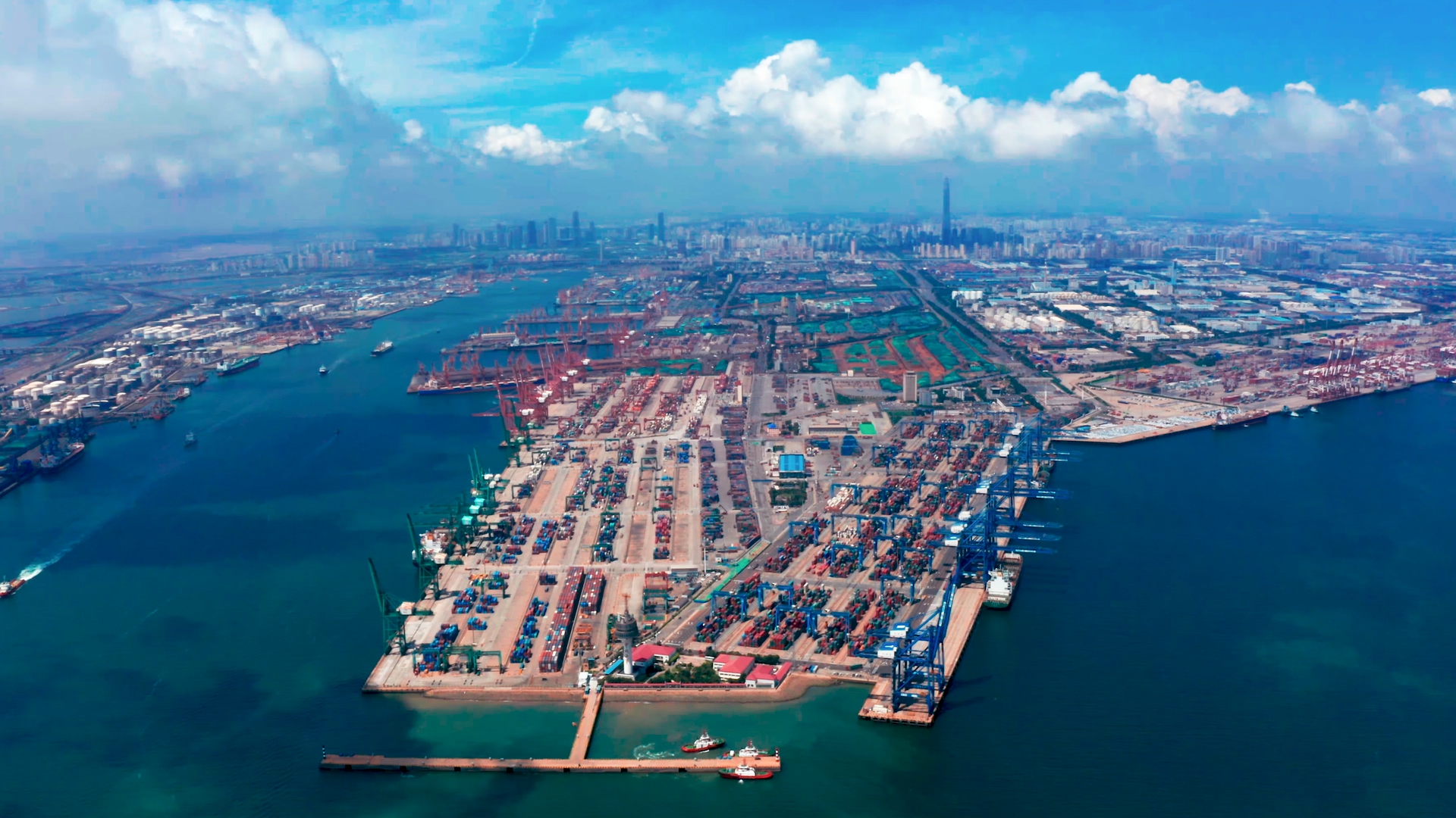 见证61城长生态之城日新月异喜迎天津市滨海新区第四次党代会召开