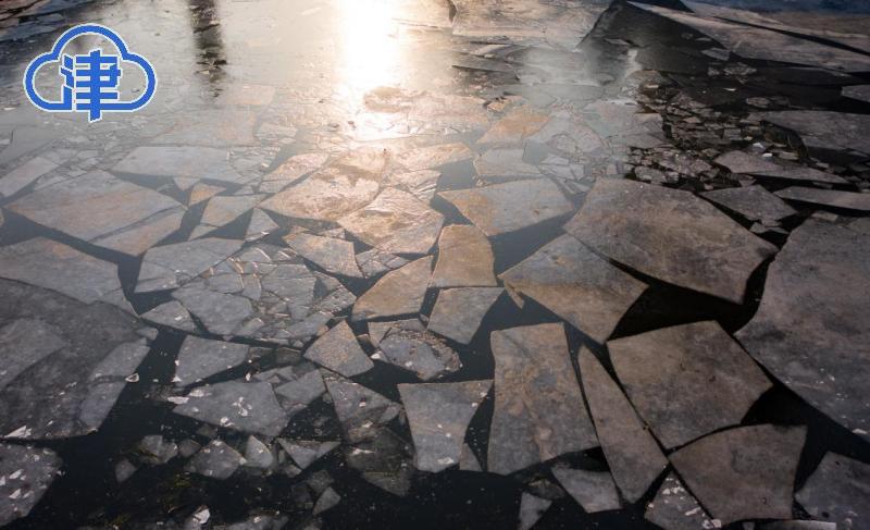 津云镜头冰化了河开了这景象美呆了