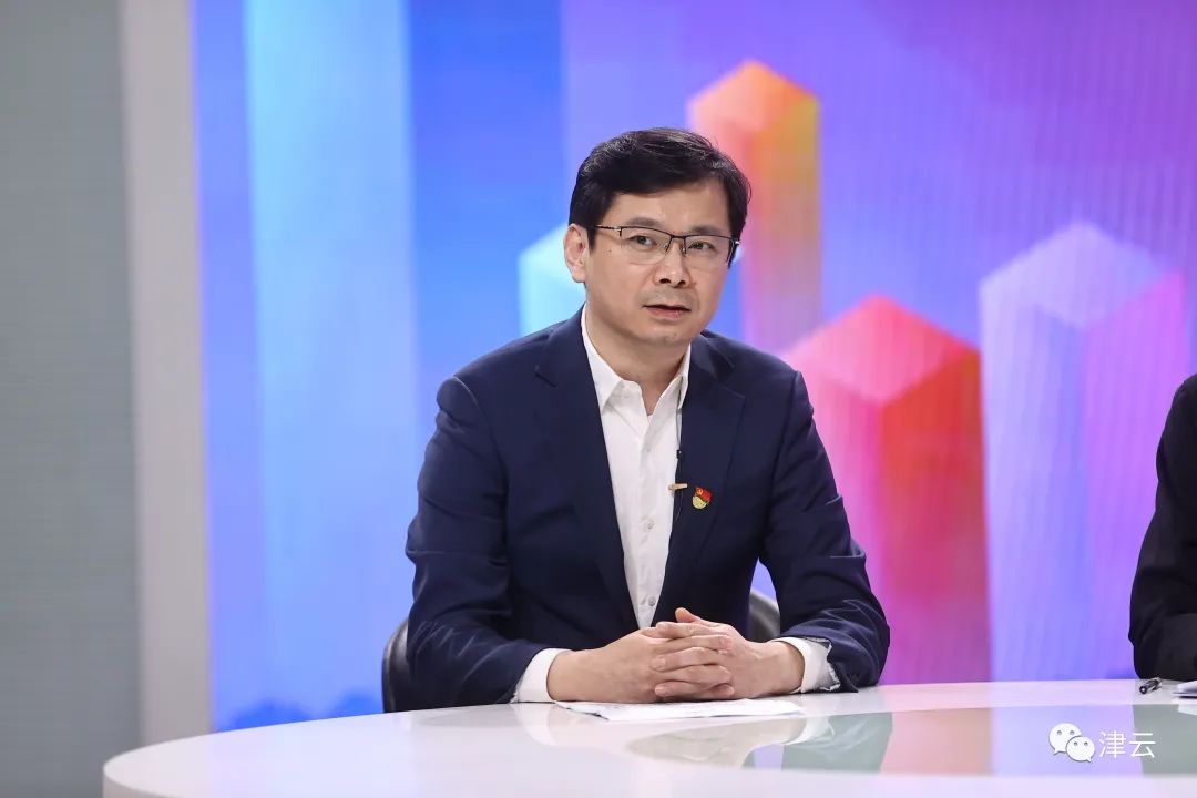 锋 朱胥男 史晓帆 张岩 王吟鸣记者 霍艳华 彭俊勇 赵颖妍 段玮 吴宏