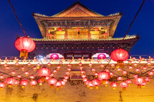 天津鼓楼新春灯会市集于今日试开街,作为本市今年春节期间重点打造的